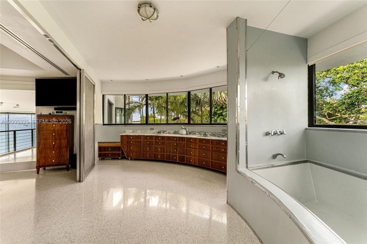 485 W Matheson Dr, Key Biscayne, FL 33149 Photo