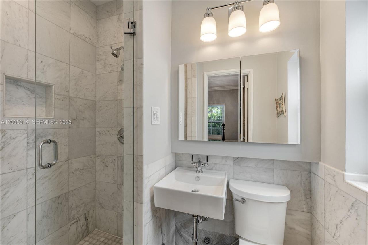 528 Alcazar Ave, Coral Gables, FL 33134 Photo