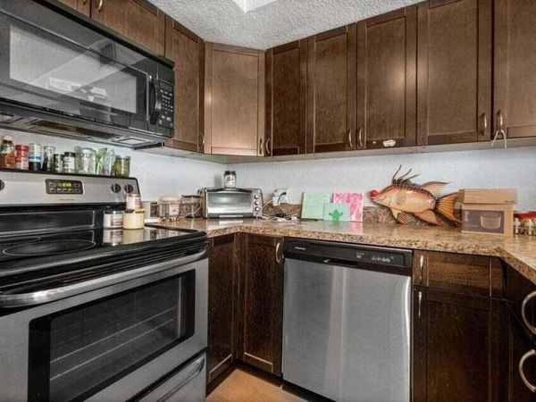 117 Yacht Club Way, Unit 110, Hypoluxo, FL 33462
