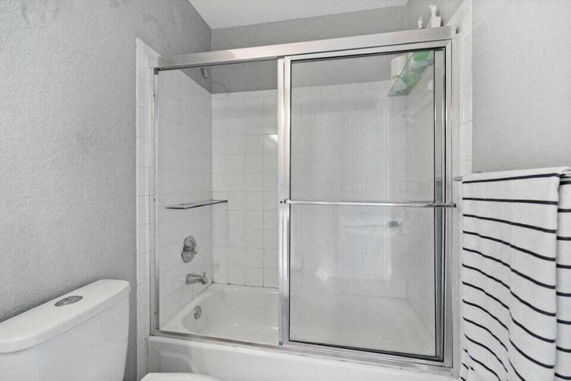 117 Yacht Club Way, Unit 110, Hypoluxo, FL 33462 Photo