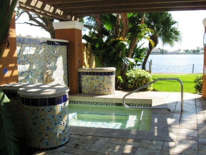 117 Yacht Club Way, Unit 110, Hypoluxo, FL 33462 Photo