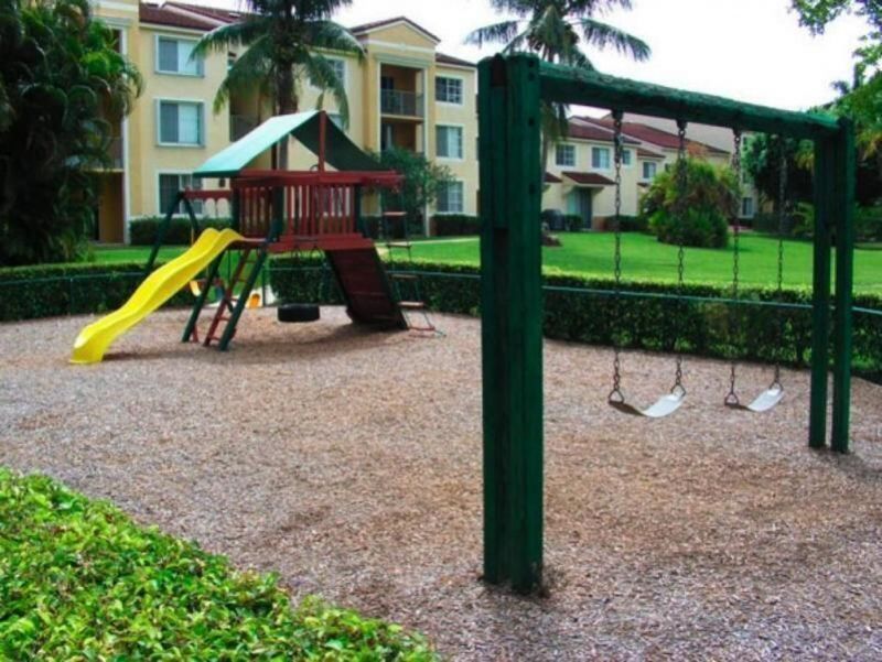 117 Yacht Club Way, Unit 110, Hypoluxo, FL 33462 Photo