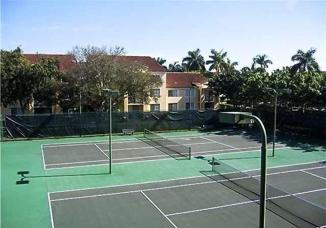 117 Yacht Club Way, Unit 110, Hypoluxo, FL 33462 Photo