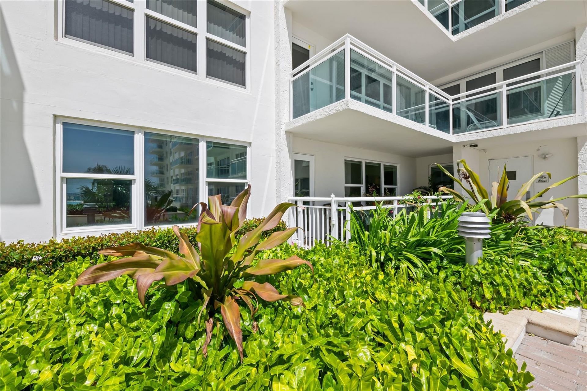 3900 Galt Ocean Drive, Unit 105, Fort Lauderdale, FL 33308 Photo