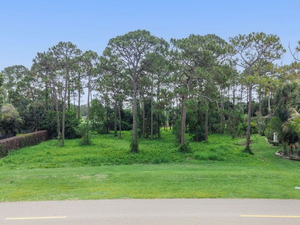 19051 SE Old Trail Drive W, Jupiter, FL 33478
