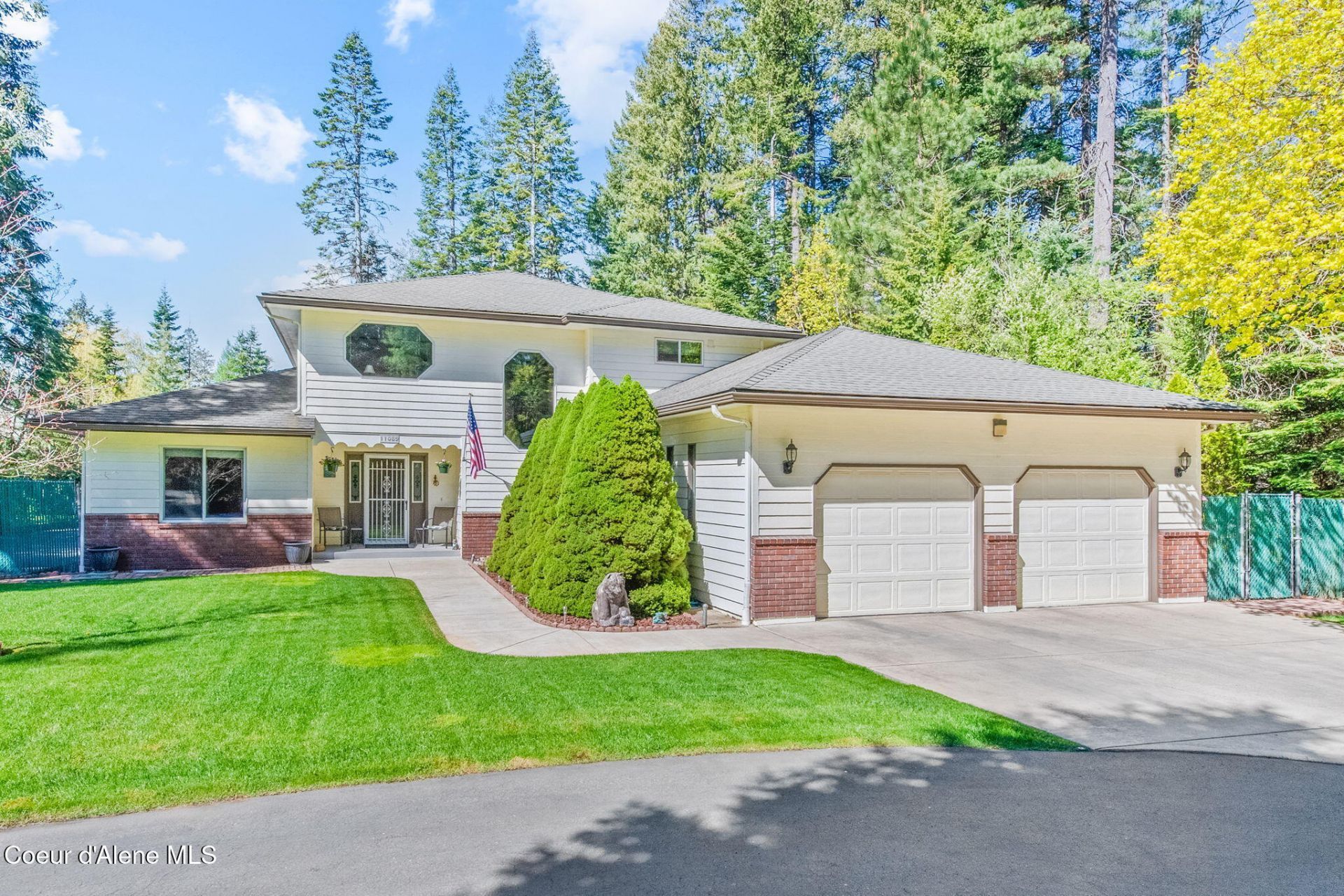 11089 N Point Hayden Dr, Hayden Lake, ID 83835 Main Photo