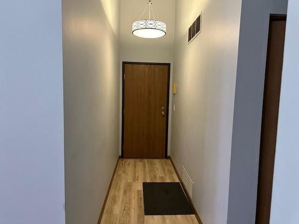 3590 Blue Jay Way, Unit 206, Eagan, MN 55123