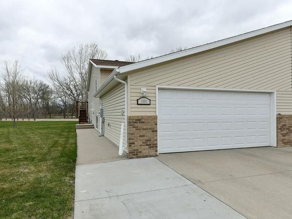 1661 6th Street W, West Fargo, ND 58078