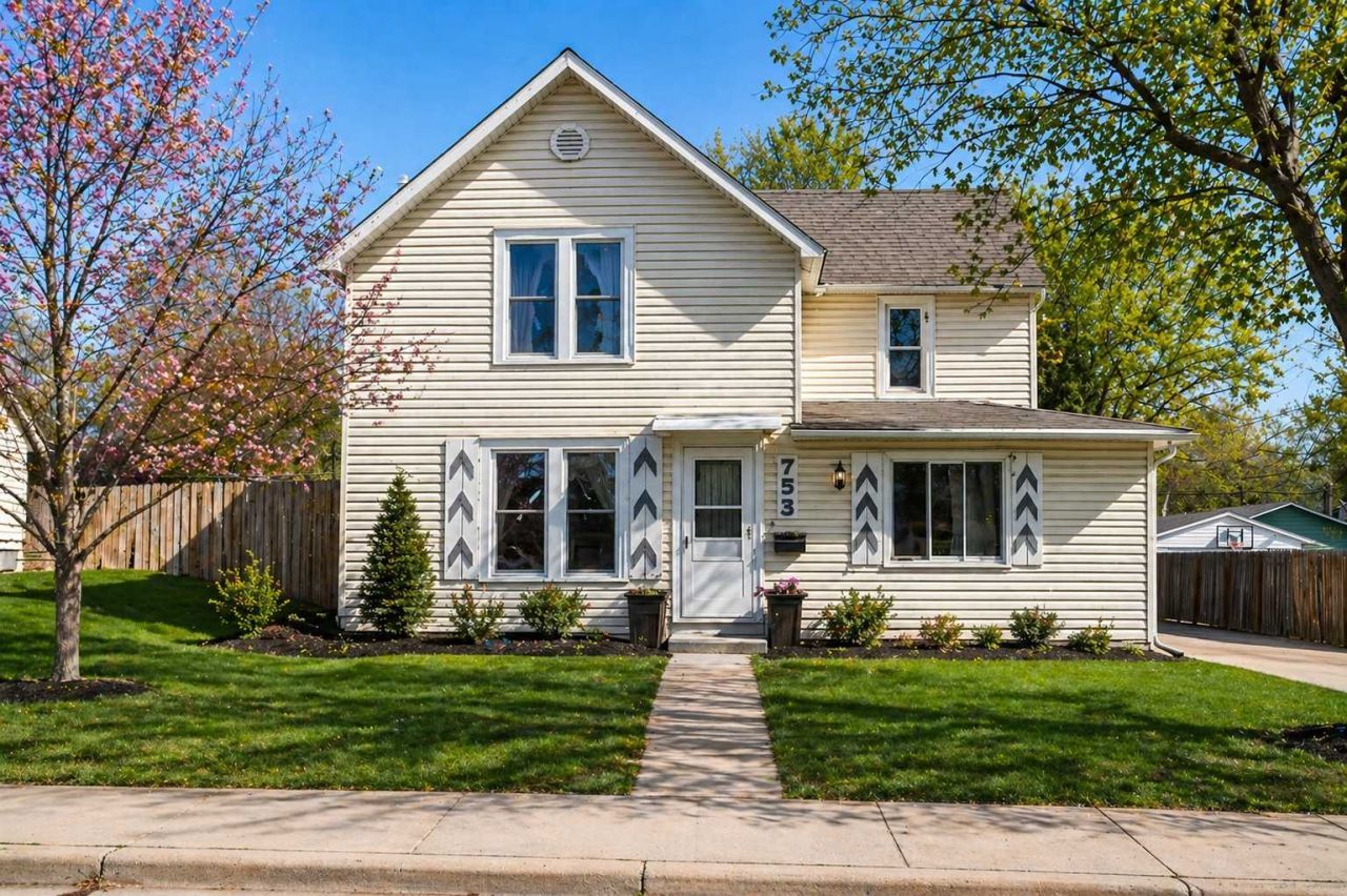 753 E Main Street, Anoka, MN 55303 Main Photo