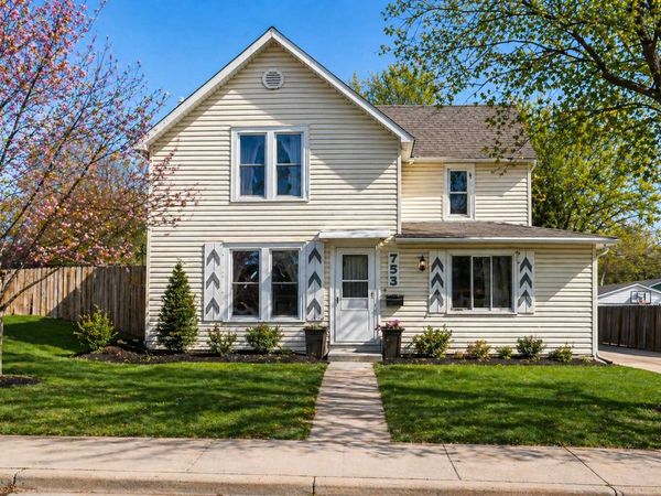 753 E Main Street, Anoka, MN 55303