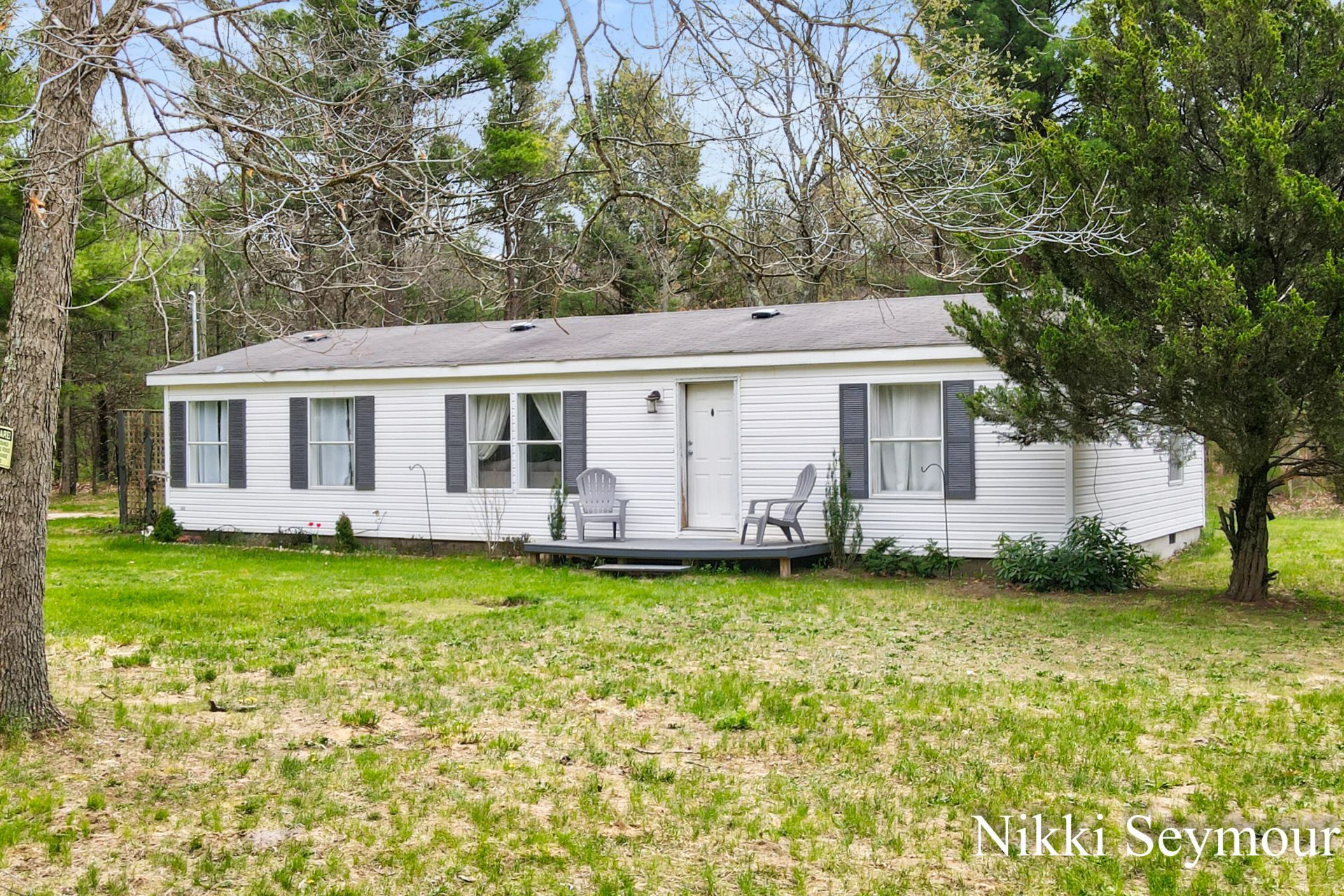 429 E Church Road, Twin Lake, MI 49457 Main Photo