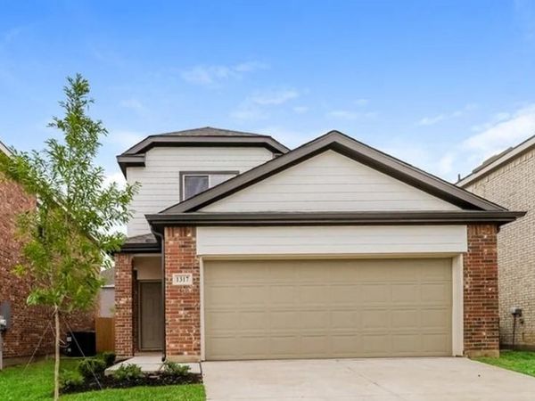 1317 Ester Lane, Ennis, TX 75119