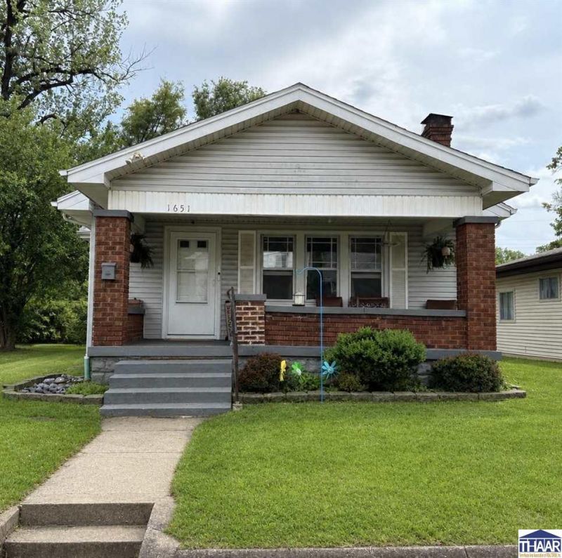 1651 7th Avenue, Terre Haute, IN 47807 Main Photo