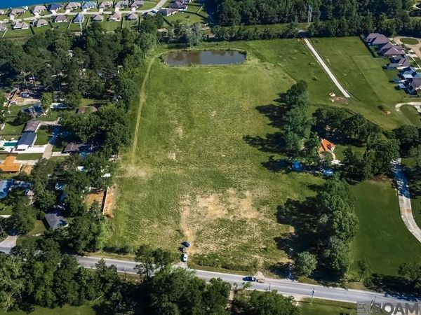 7935 Florida Blvd, Denham Springs, LA 70726
