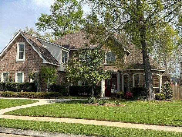 55 BRETTON Way , Mandeville, LA 70471