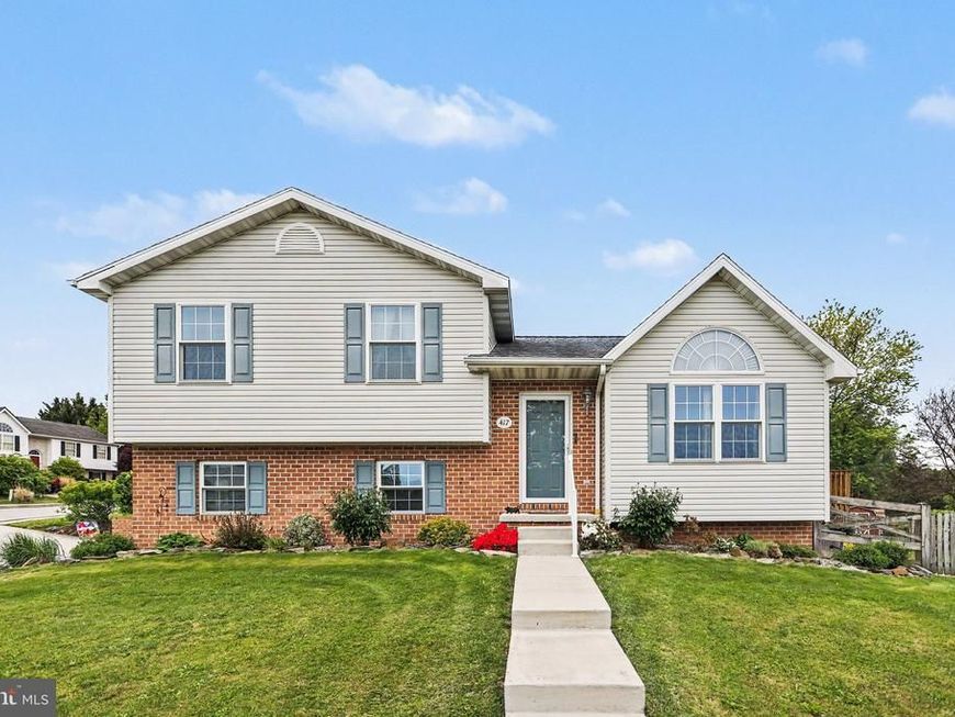 417 S Columbus Avenue, Littlestown, PA 17340 Main Photo