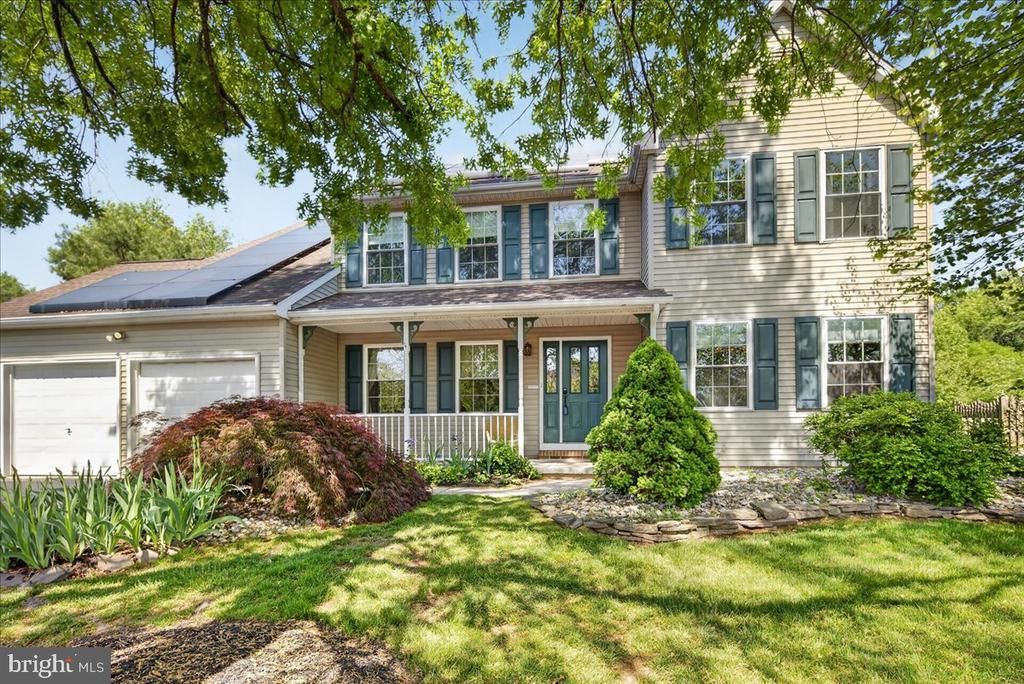 33 Klein Drive, Bordentown, NJ 08620 Main Photo