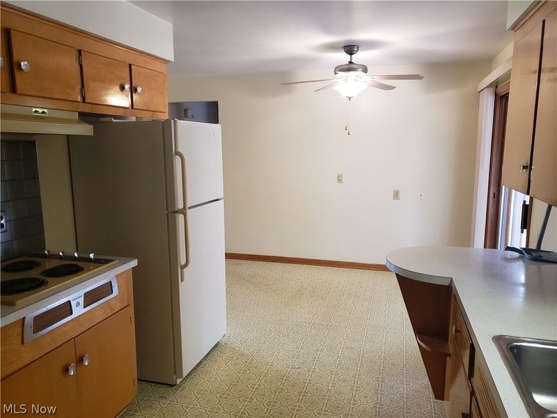 3105 Washington Avenue, Lorain, OH 44052 Photo 3