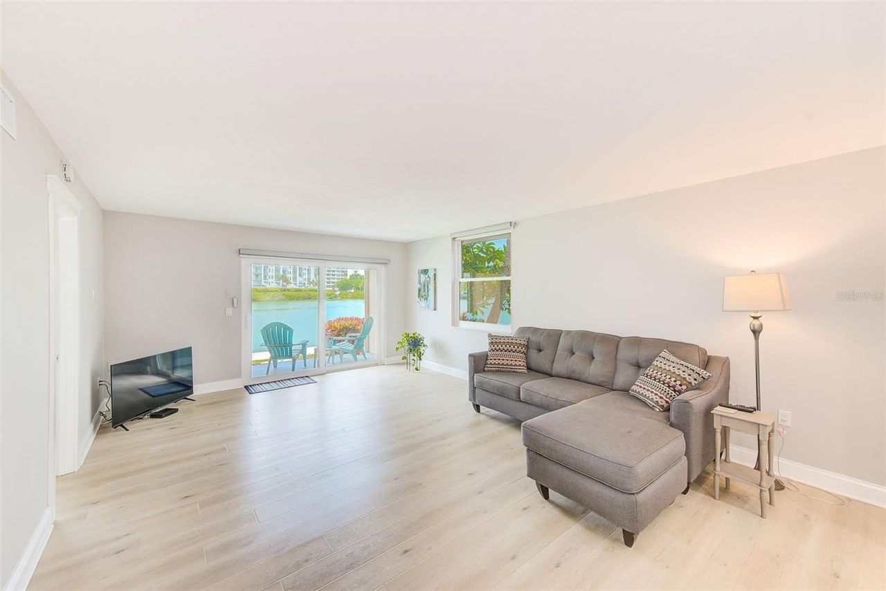7930 Sun Island Drive S, Unit 101, South Pasadena, FL 33707 Photo