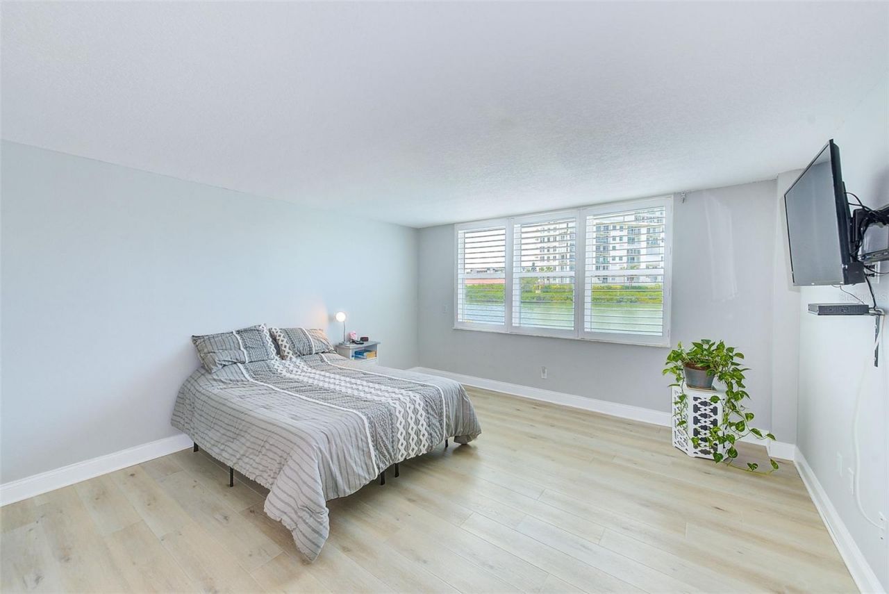 7930 Sun Island Drive S, Unit 101, South Pasadena, FL 33707 Photo
