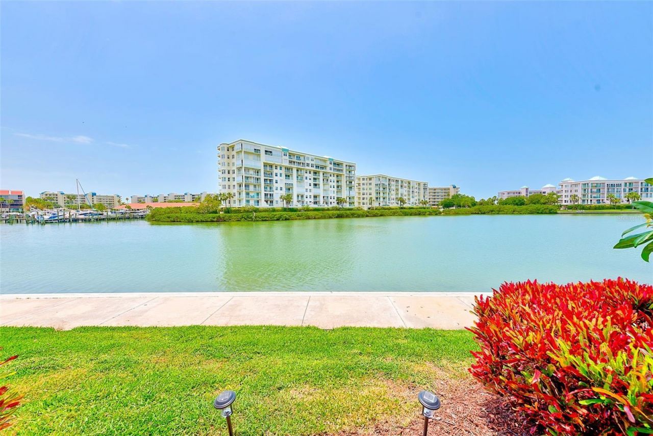 7930 Sun Island Drive S, Unit 101, South Pasadena, FL 33707 Photo