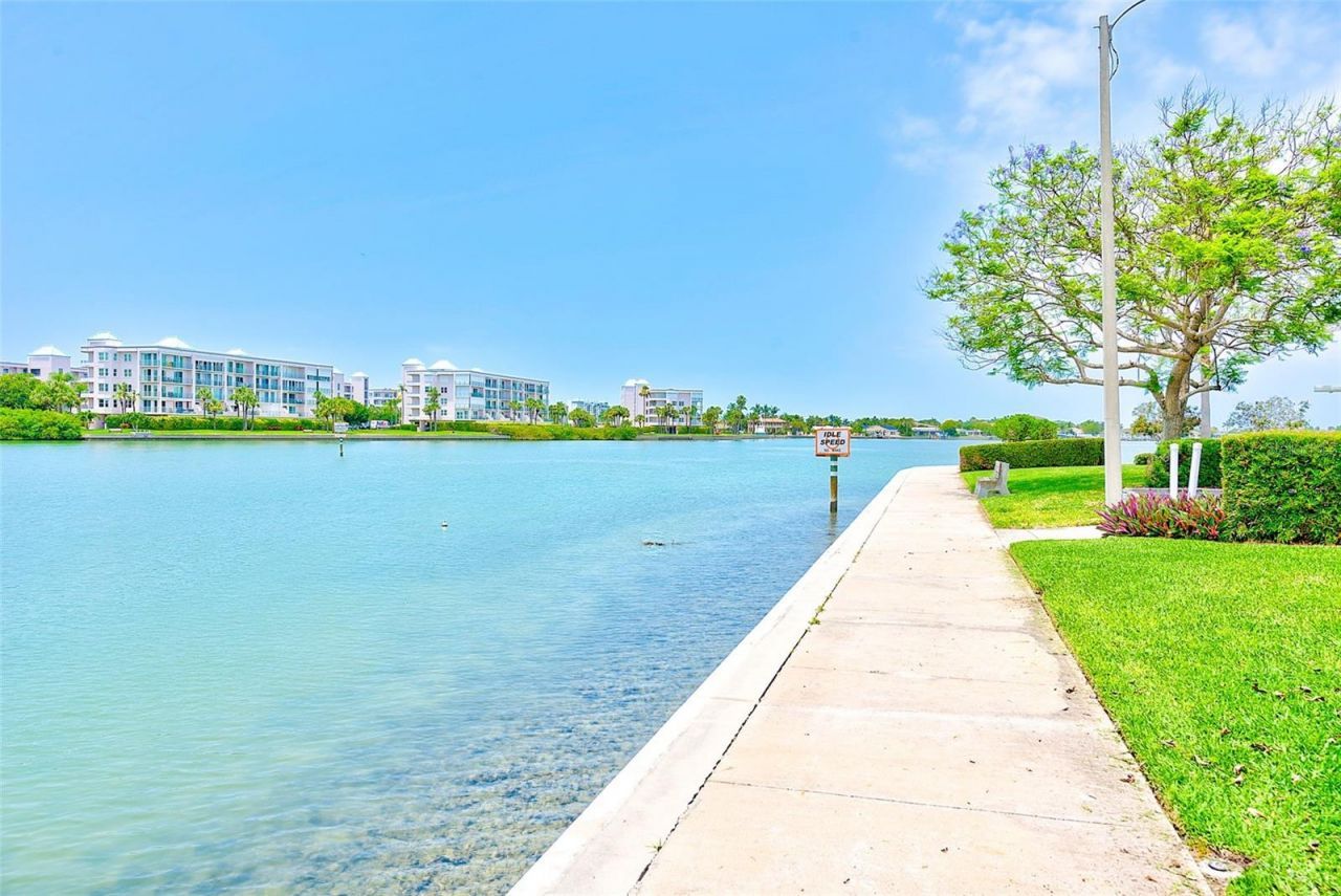 7930 Sun Island Drive S, Unit 101, South Pasadena, FL 33707 Photo