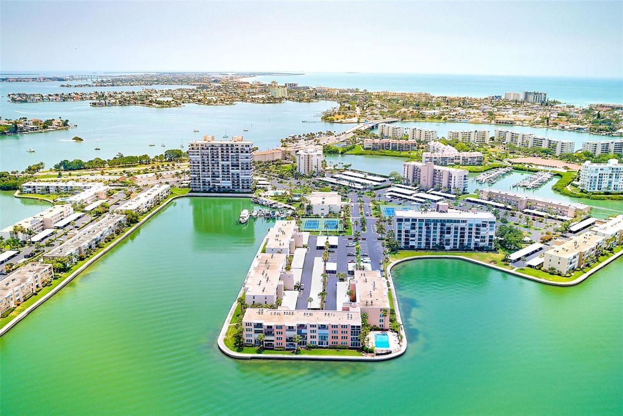 7930 Sun Island Drive S, Unit 101, South Pasadena, FL 33707 Photo