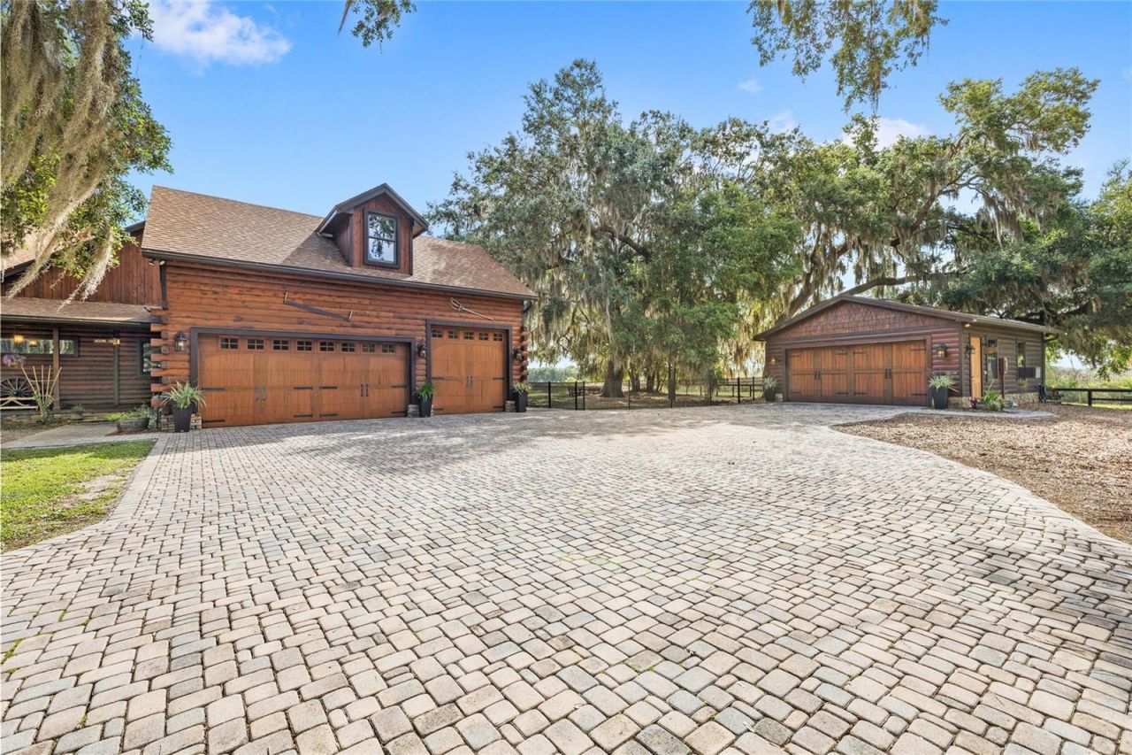 10925 Arrowtree Boulevard, Clermont, FL 34715 Photo
