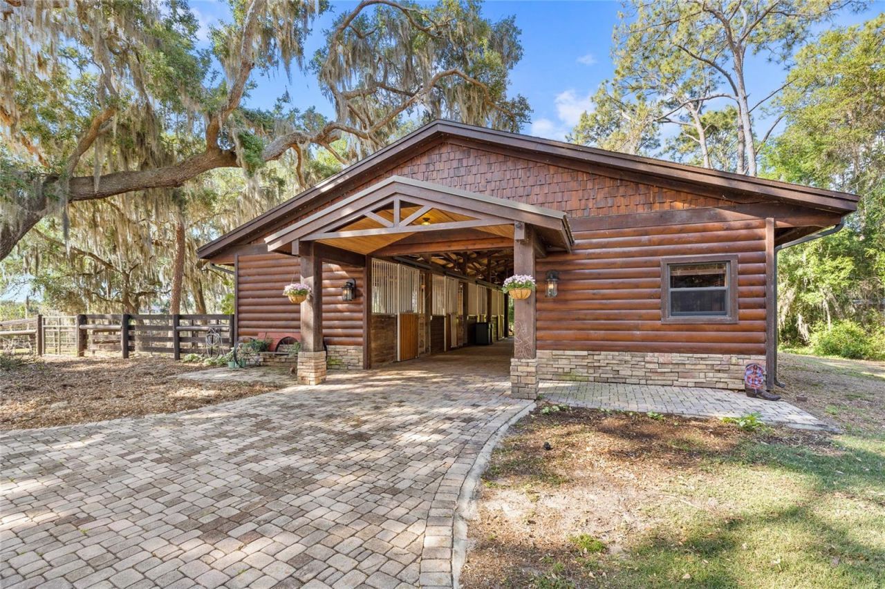 10925 Arrowtree Boulevard, Clermont, FL 34715 Photo