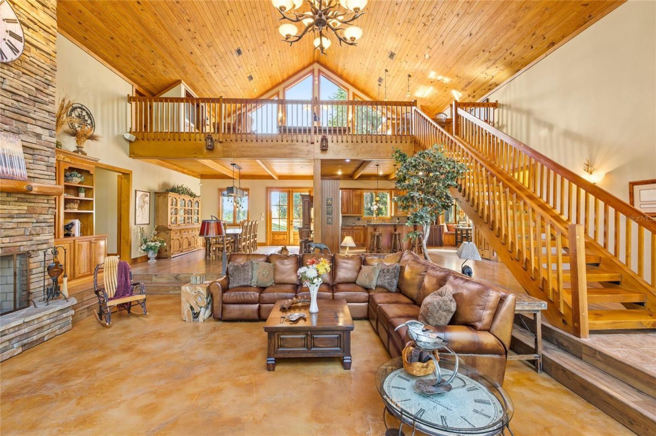 10925 Arrowtree Boulevard, Clermont, FL 34715 Photo