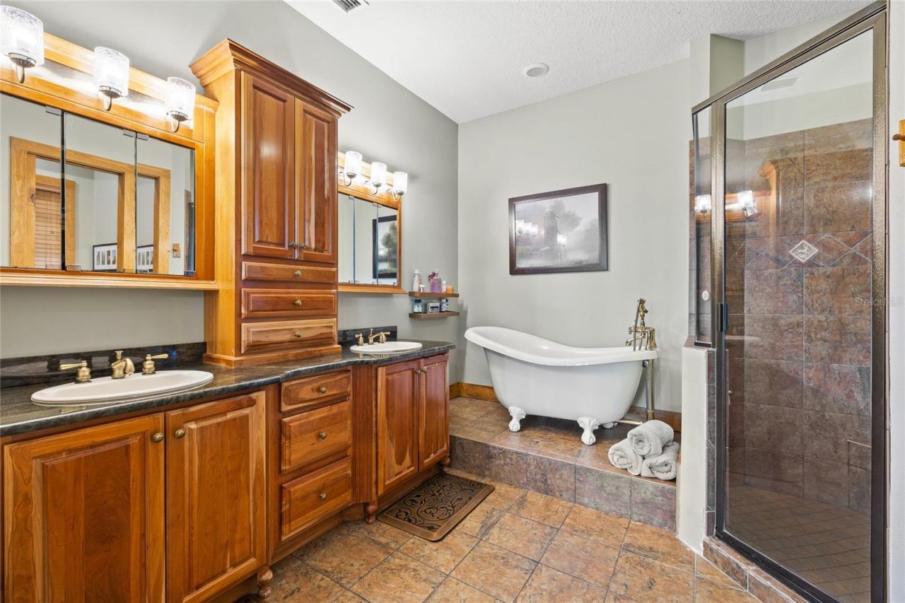 10925 Arrowtree Boulevard, Clermont, FL 34715 Photo