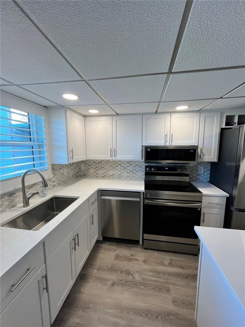 2727 75th Street W, Unit 7A14, Bradenton, FL 34209 Photo