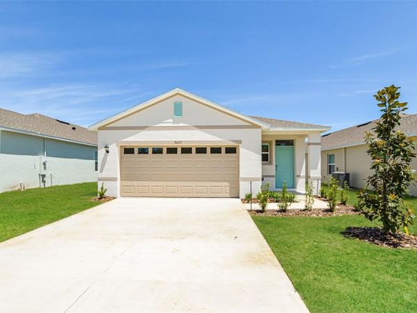 3437 NETTLE LOOP , TAVARES, FL 32778