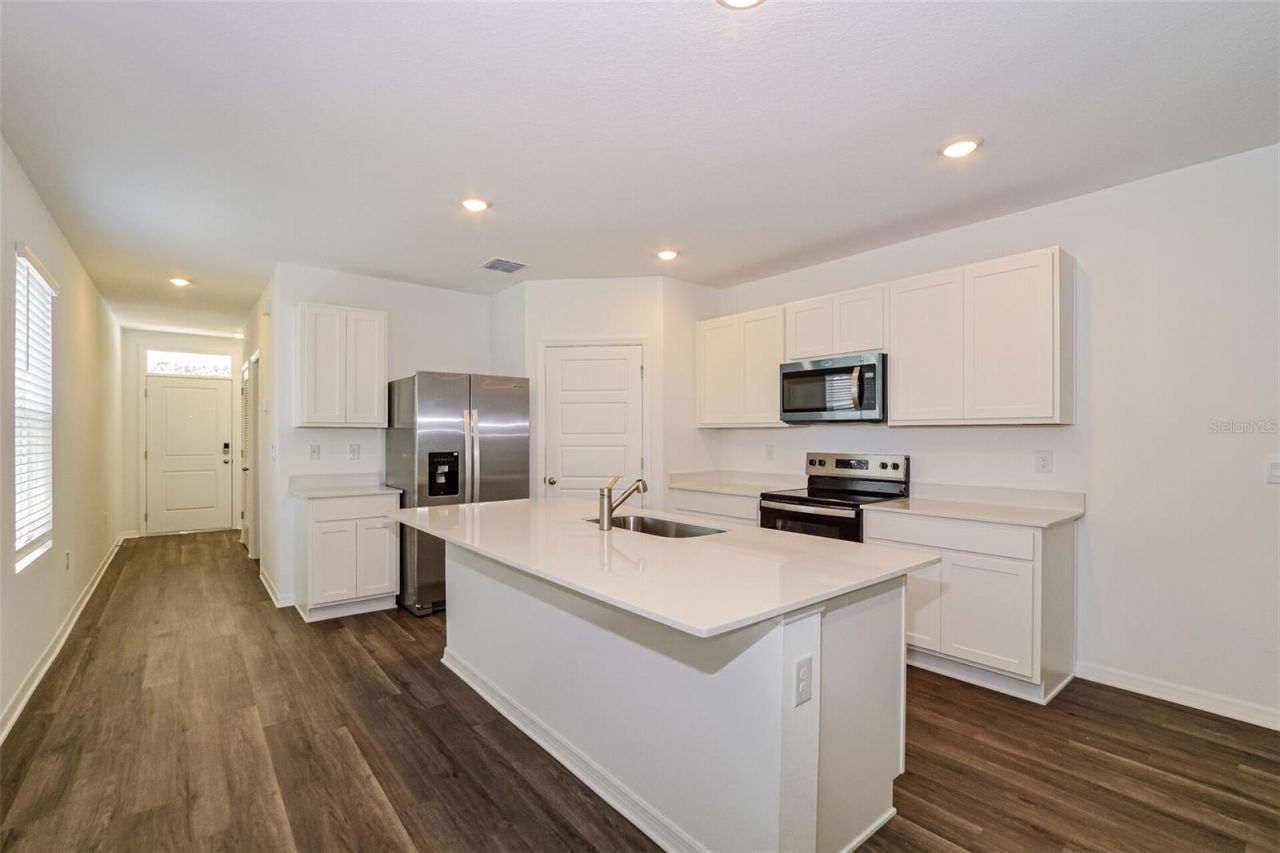 3437 Nettle Loop, Tavares, FL 32778 Photo