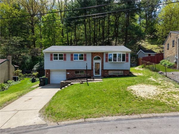 98 York Dr, Pittsburgh, PA 15214