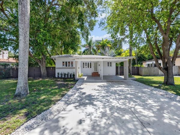 830 NE 72nd St , Miami, FL 33138