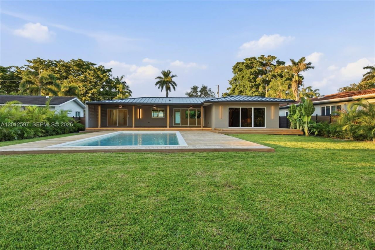 360 NW 87th St, El Portal, FL 33150 Photo