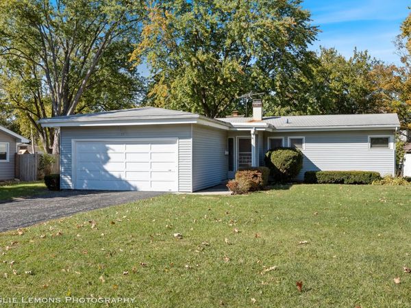 59 Elmwood Drive , Naperville, IL 60540