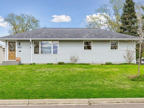 6102 Jersey Avenue N, Crystal, MN 55428