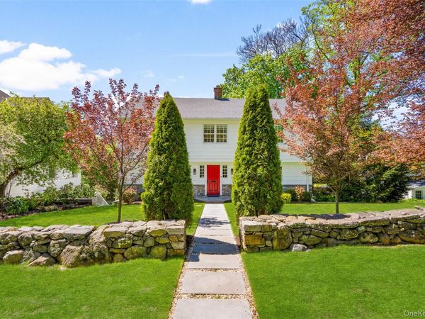 15 Church Lane S, Scarsdale, NY 10583