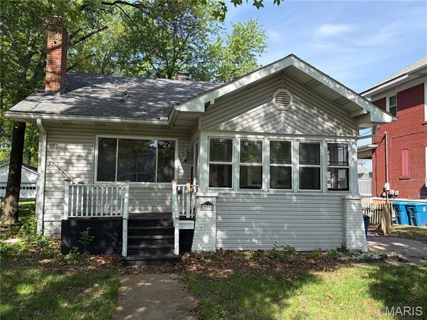 216 S 9th Street , Wood River, IL 62095