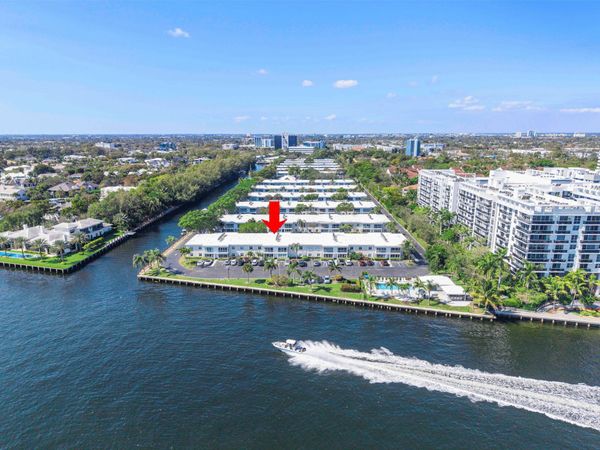 6517 Bay Club Drive, Unit 4, Fort Lauderdale, FL 33308
