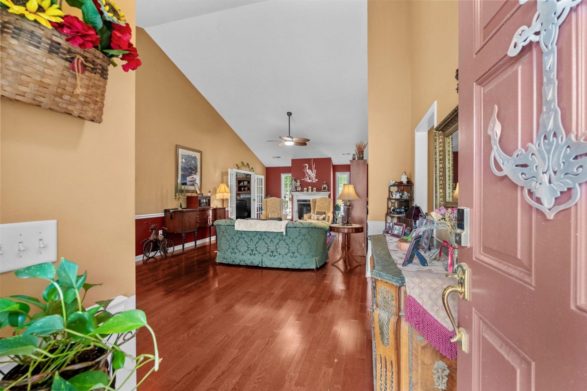 420 Westham Dr. Photo 11