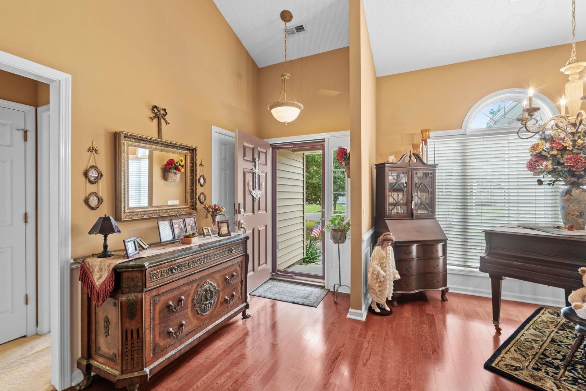 420 Westham Dr. Photo 14