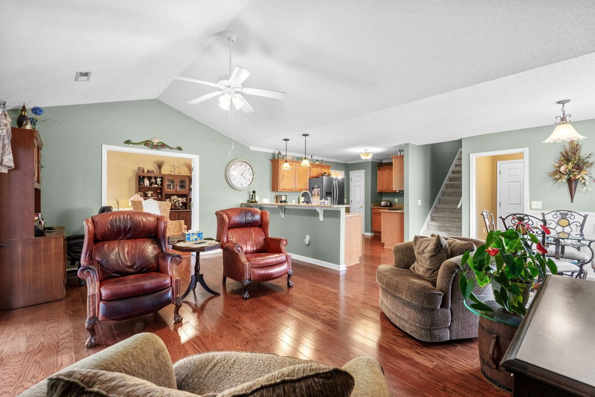 420 Westham Dr. Photo 24