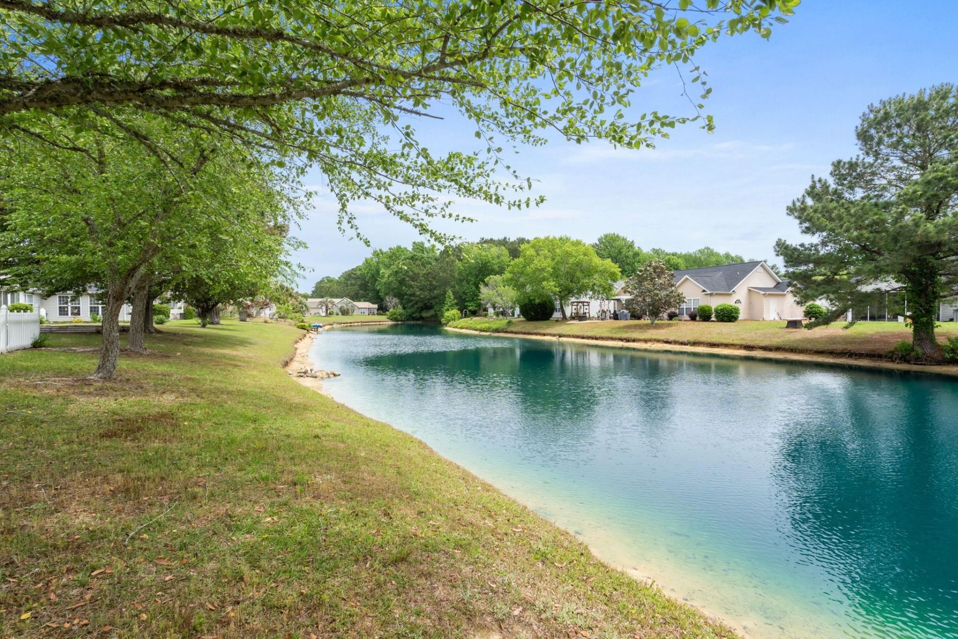 420 Westham Dr. Photo 40