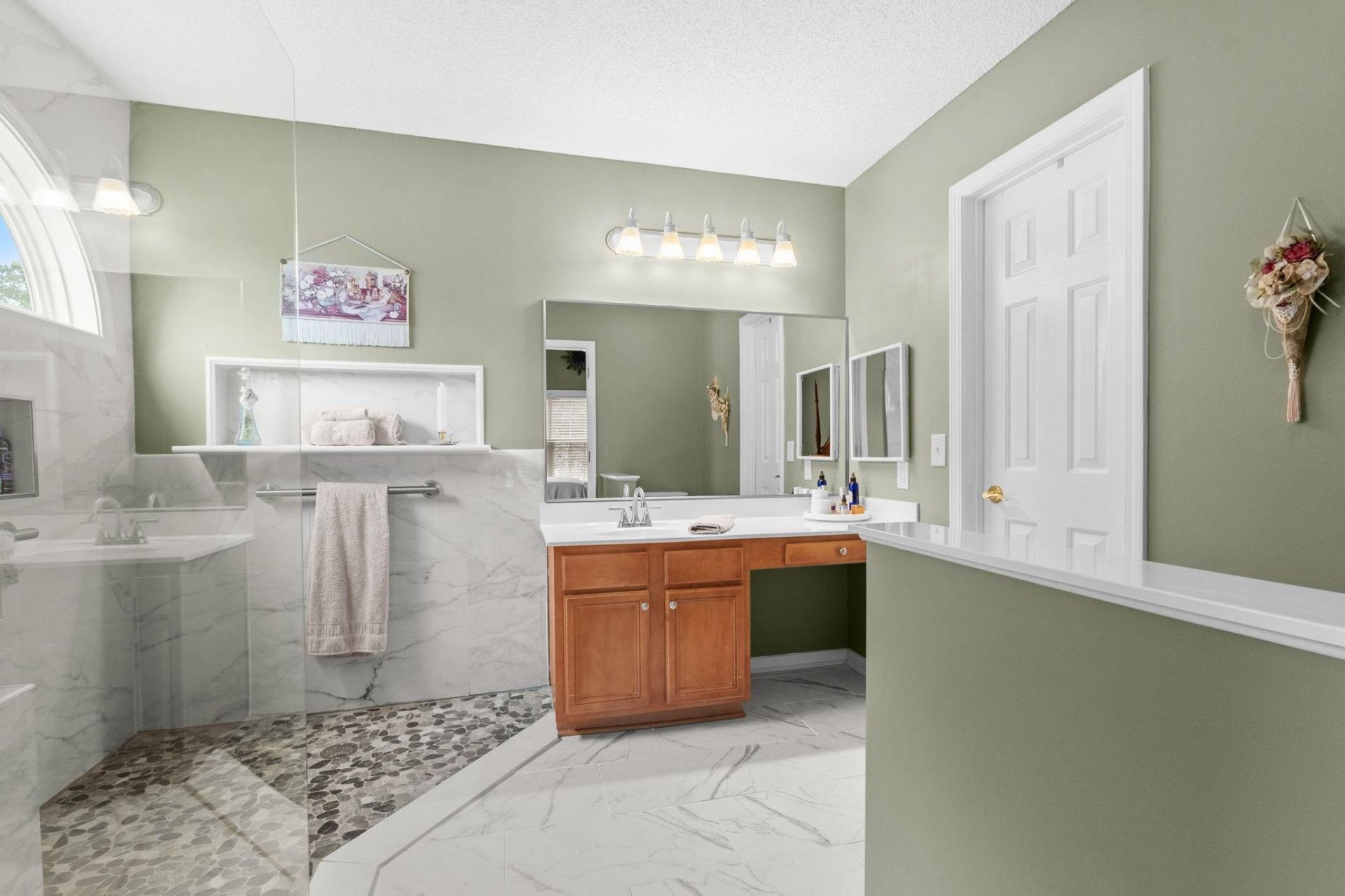 420 Westham Dr. Photo 47