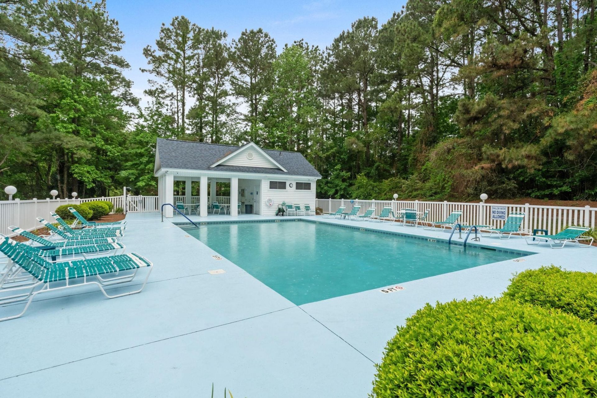 420 Westham Dr. Photo 73