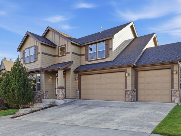 19530 Hollygrape Street, Bend, OR 97702