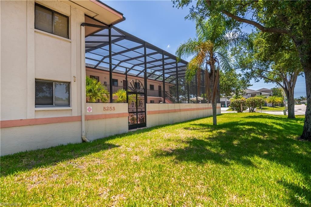 5255 Coronado Pkwy, Unit 4, Cape Coral, FL 33904 Photo